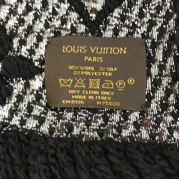 Auth Louis Vuitton Logomania Fabulous Scarf Wrap - Picture 4 of 6